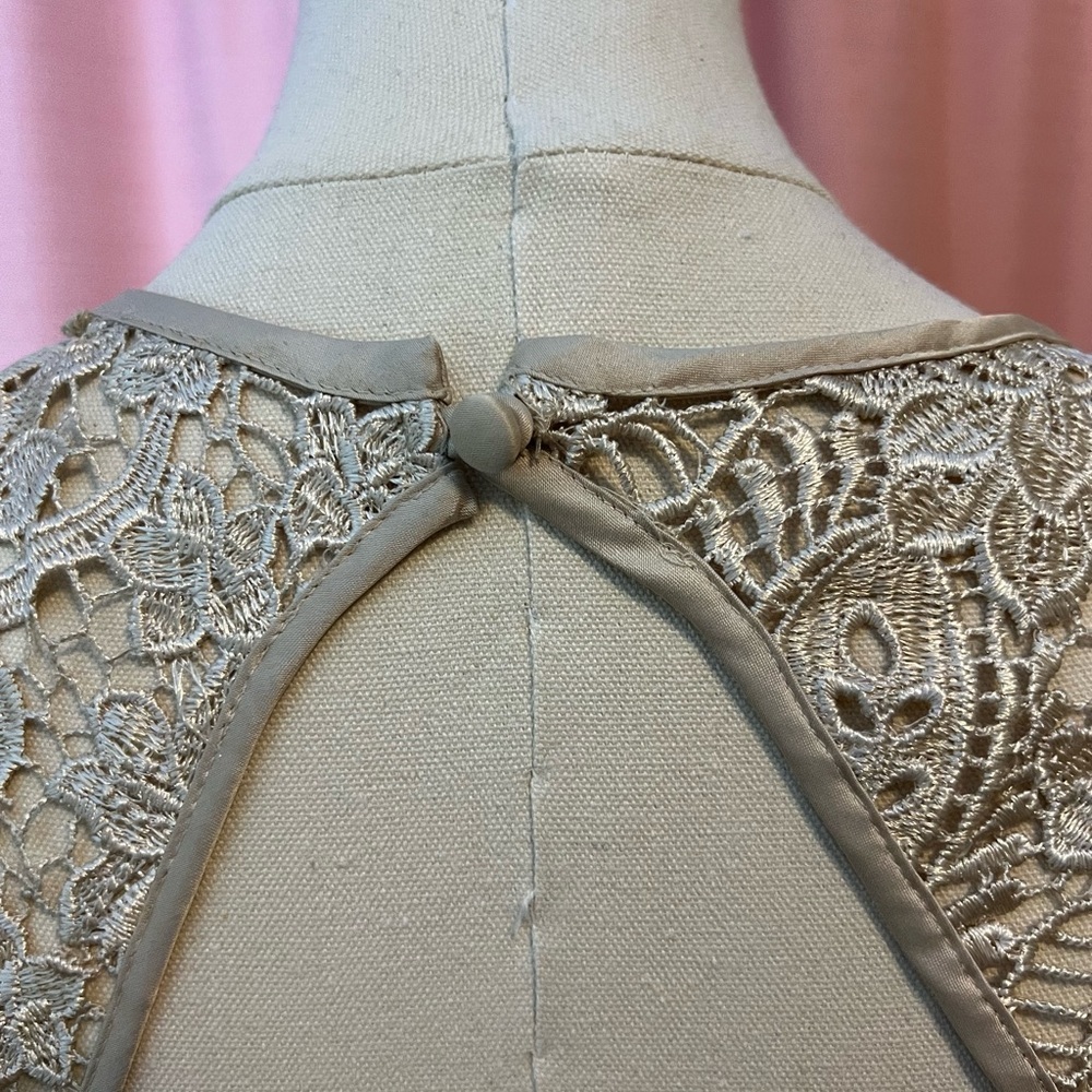 Adrianna Papell Cream lace cap sleeve dress | 8 - Picture 5 of 7